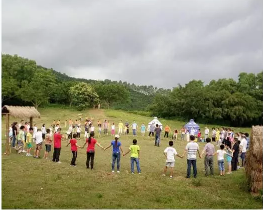 安泰計(jì)時(shí)公司全體員工到深圳農(nóng)家樂(lè)九龍生態(tài)園組織拓展活動(dòng)